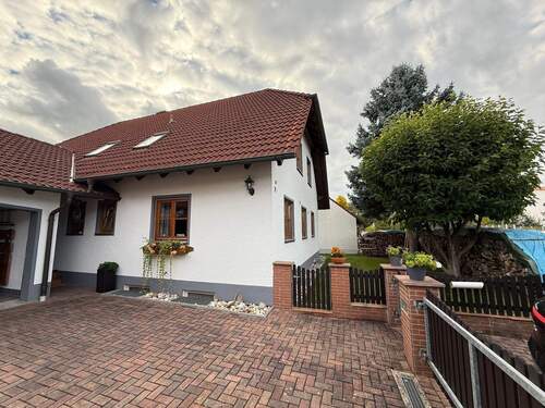 Ansicht - 6 Zimmer Mehrfamilienhaus, Wohnhaus in Neuburg an der Donau