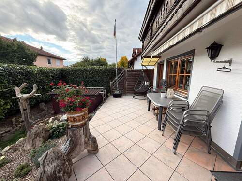 Terrasse mit Whirlpool - 