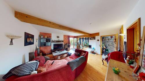 Eigengenutzt- Blick Wohnen - 1 Zimmer Mehrfamilienhaus, Wohnhaus in Ebsdorfergrund