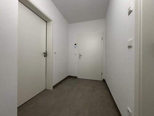 Eingang - 3 Zimmer Etagenwohnung zur Miete in Bremerhaven