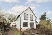 Haus 2 Gartenansicht - 