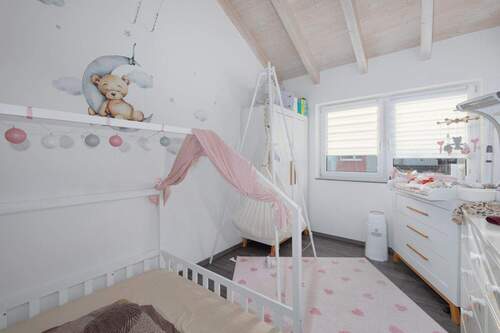Kinderzimmer DG - 