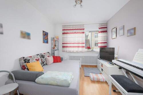 Zimmer 1. OG - Reihenmittelhaus mit 189,00 m&sup2; in Pfinztal zum Kaufen