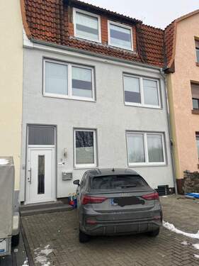 Bild 1 - Reihenhaus in zentraler Lage von Einbeck zu verkaufen