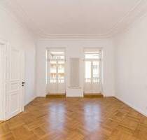 4-Zimmer Altbauwohnung mit 2 Balkonen - Leipzig