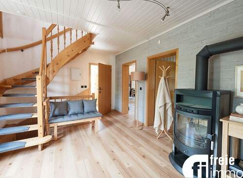 Dielenbereich umgestaltet - (KI generiert) - 5 Zimmer Einfamilienhaus zum Kaufen in Dresden