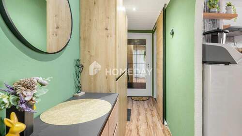 Flur 1 - Etagenwohnung mit 57,00 m&sup2; in Augsburg zum Kaufen