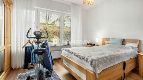 EG Schlafzimmer 1 - 