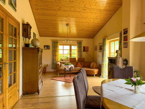 viel Licht im Wohnzimmer - 