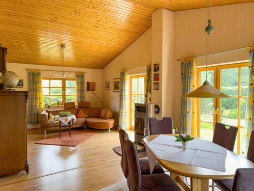 Wohnzimmer mit Kamin - 