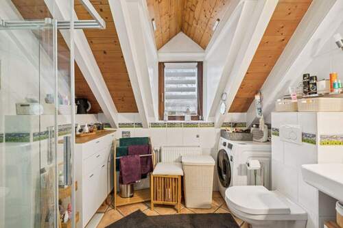 modernes Badezimmer - 