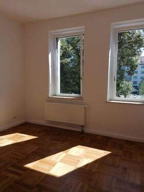 Zimmer 2 - Etagenwohnung mit 72,00 m&sup2; in Nürnberg zur Miete