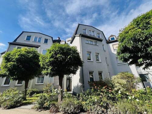 Hausansicht - 2 Zimmer Etagenwohnung zur Miete in Haan