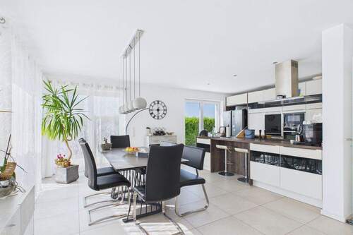 CAM03586G0-PR0051-STILL001 - 8 Zimmer Einfamilienhaus zum Kaufen in Warstein