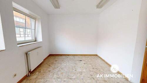 Praxis/Büro - Etagenwohnung in Hessich Oldendorf zur Miete