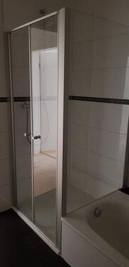 Bad - Terrassenwohnung mit 74,00 m&sup2; in Bremen zur Miete