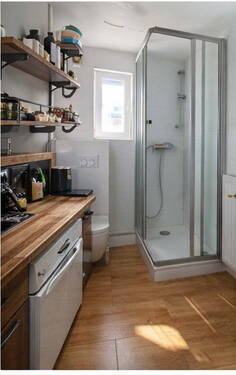 Duschbad - Einfamilienhaus mit 50,00 m&sup2; in Bonn zur Miete