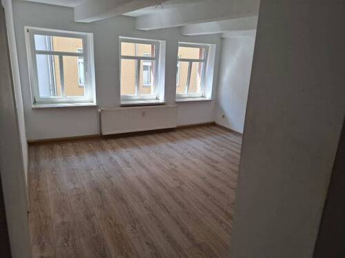 Wohnzimmer - Etagenwohnung mit 37,40 m&sup2; in Aschersleben zur Miete