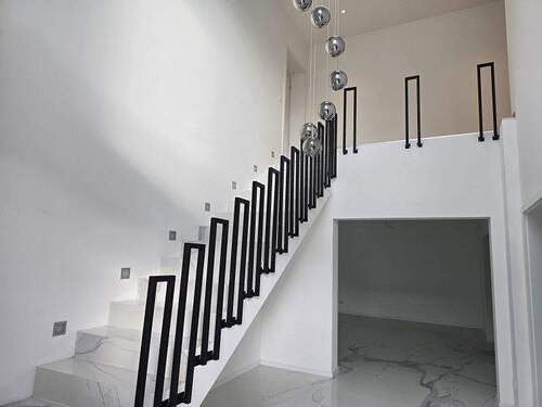 Diele Eingang 2 - Einfamilienhaus mit 253,00 m&sup2; in Balesfeld zum Kaufen