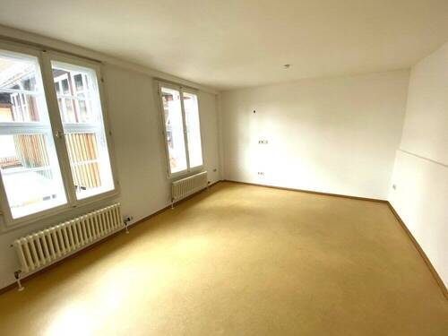 Gewerbefläche Hintergebäude - 