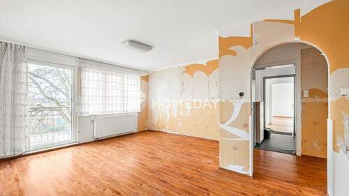 1. OG Wohnzimmer 1 2 - 