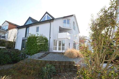 Außenansicht-Rückseite - 6 Zimmer Doppelhaushälfte zum Kaufen in Budenheim