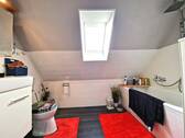 Dachgeschoss: Badezimmer - 
