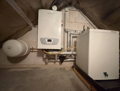 Heizungsanlage im Dachspitz - 