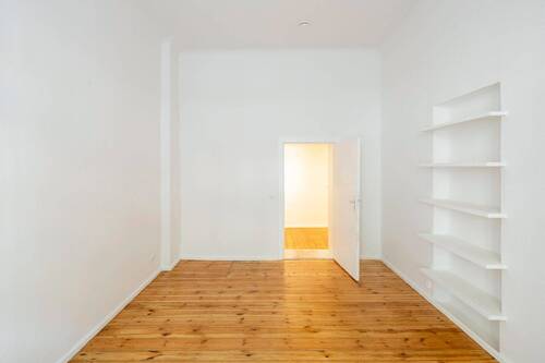 Zimmer - 3 Zimmer Etagenwohnung zum Kaufen in Berlin