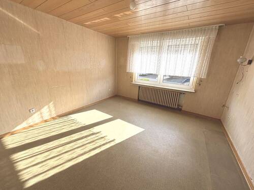 Wohnzimmer EG - Mehrfamilienhaus, Wohnhaus mit 196,00 m&sup2; in Beckum zum Kaufen