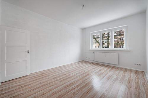 Schlafzimmer - 3 Zimmer Etagenwohnung zum Kaufen in Berlin