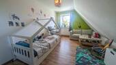 Zimmer II im Dachgeschoss - 
