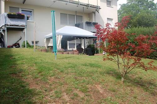 ETW/Buchenweg: Garten linke Seite - 