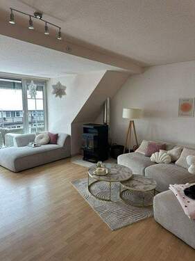 Wohnzimmer - Dachgeschoss - Haupthaus - 