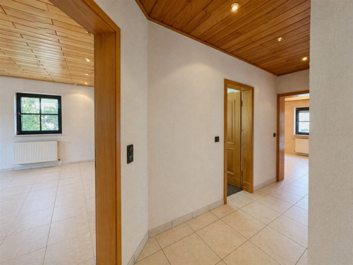 EG Schlafzimmer 1 und Flur - 