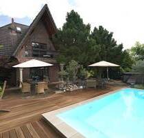 Hauptstadtmakler-Traumhaus mit Pool in Top Lage - Bernau Schönow