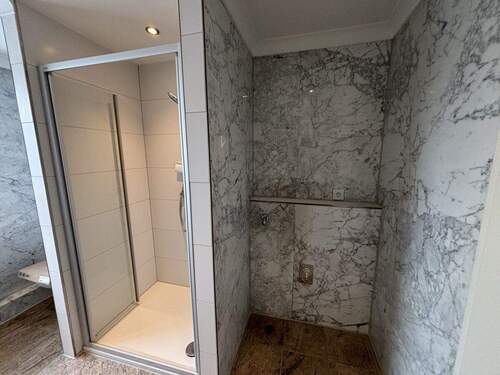 ...und Waschmaschinenanschluss - 