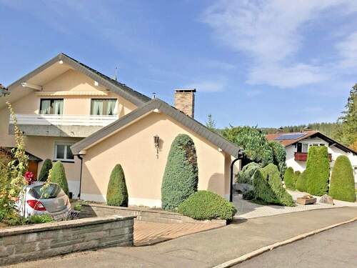 Bild 2 - 9 Zimmer Mehrfamilienhaus, Wohnhaus zum Kaufen in Schluchsee