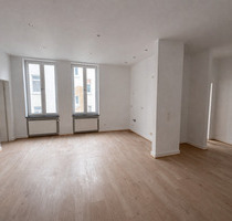 Renovierte 2-Zimmer Wohnung mit EBK in Wiesbaden