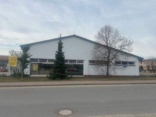 Frontansicht - Halle zum Kaufen in Möllenhagen