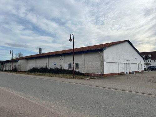 Rückansicht - Halle in Möllenhagen zum Kaufen