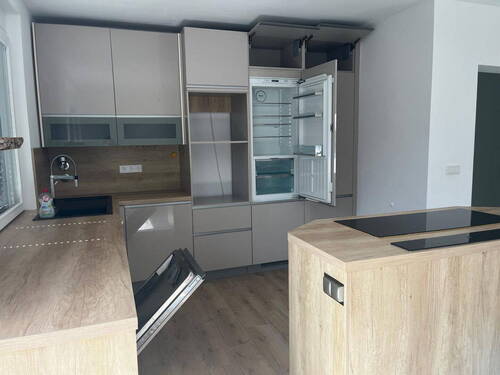 Bild 2 - 4 Zimmer Etagenwohnung zur Miete in Nürnberg