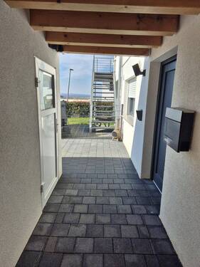 Einliegerwohnung_Sep_Eingang - 