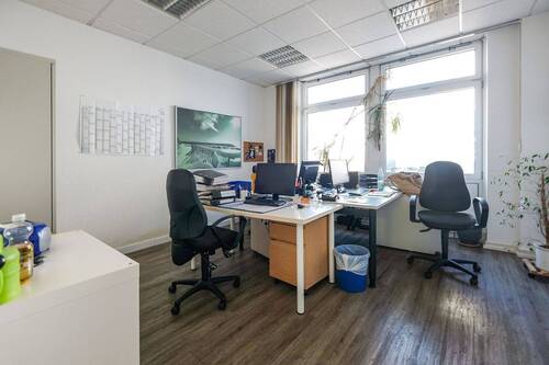Büro 3 - 