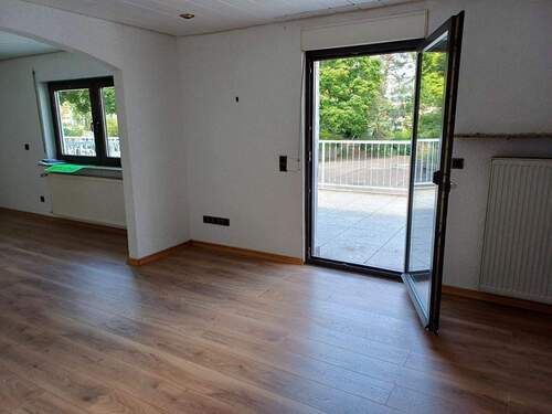 Zugang Balkon - 