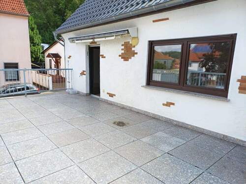 großer Balkon - 