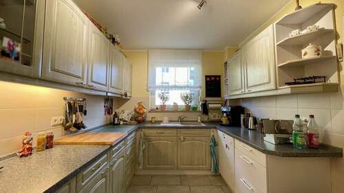 Küche mit Fenster - 