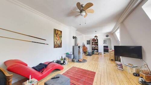 Wohnzimmer - 2 Zimmer Etagenwohnung zum Kaufen in Saarbrücken