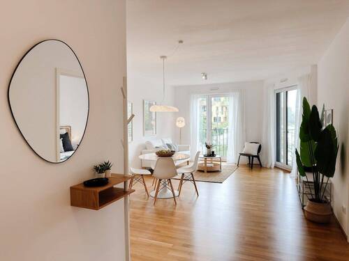 Willkommen - Wohnen am Wasser: Stilvolle 2-Zimmer-Wohnung mit Balkon, Wasserblick und Tiefgarage