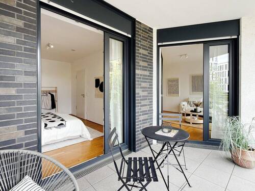 Balkon mit Zugang zu Wohn- und - Terrassenwohnung mit 62,00 m&sup2; in Mainz zum Kaufen